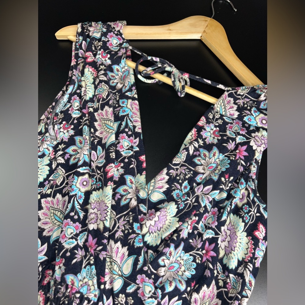 Lane Bryant Floral Front & Back V neck Smocked bottom top Size 18/20 GUC - Picture 5 of 6